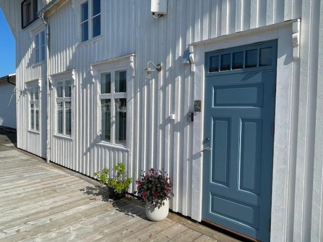 1. Etg I Dampskipsbrygga, Lodingen Havn Bagian luar foto