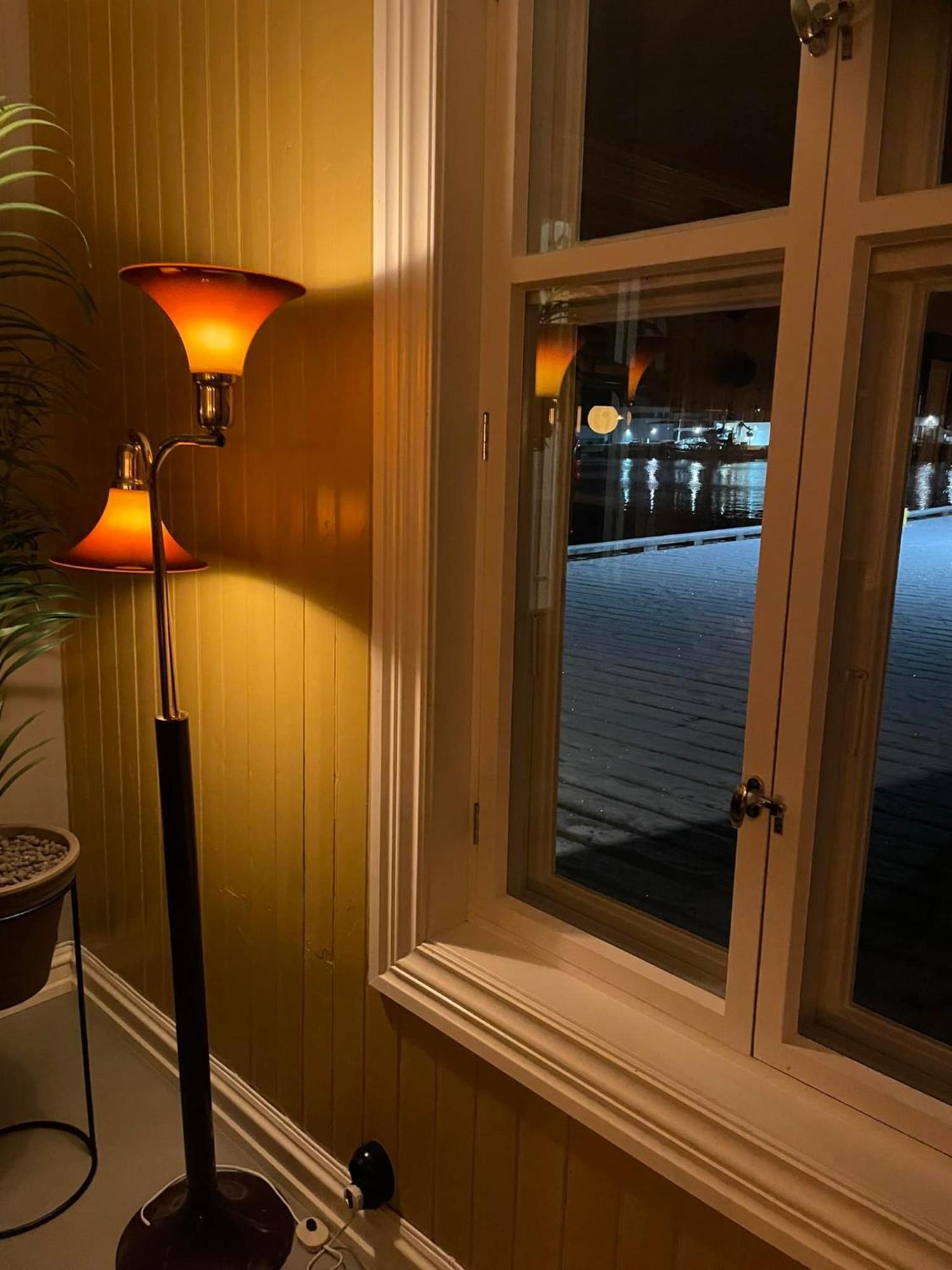 1. Etg I Dampskipsbrygga, Lodingen Havn Bagian luar foto